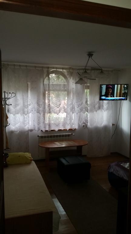 Sosnowy Dworek Apartment Józefów Екстериор снимка