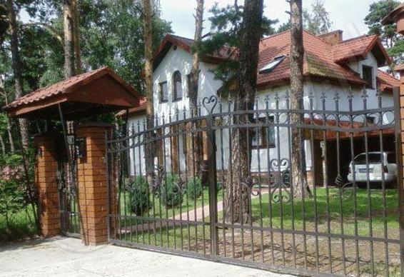 Sosnowy Dworek Apartment Józefów Екстериор снимка