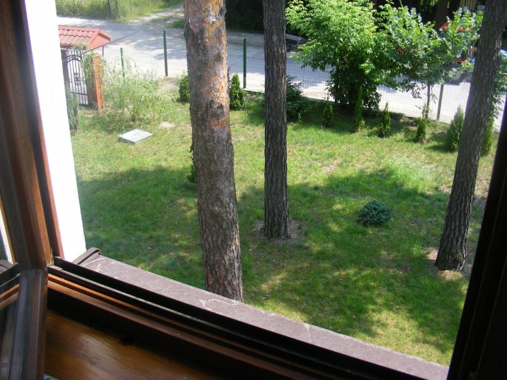 Sosnowy Dworek Apartment Józefów Екстериор снимка