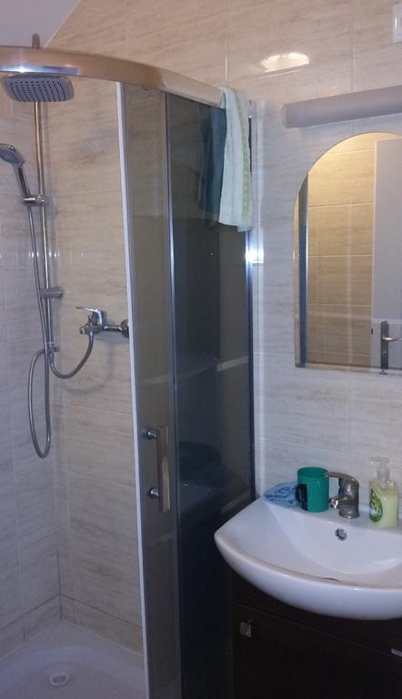 Sosnowy Dworek Apartment Józefów Екстериор снимка