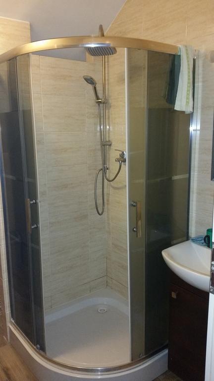 Sosnowy Dworek Apartment Józefów Екстериор снимка